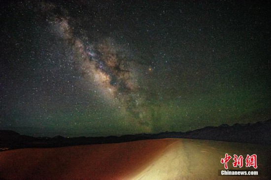 圖為6月20日晚，高原銀河風光。曹枝清 攝